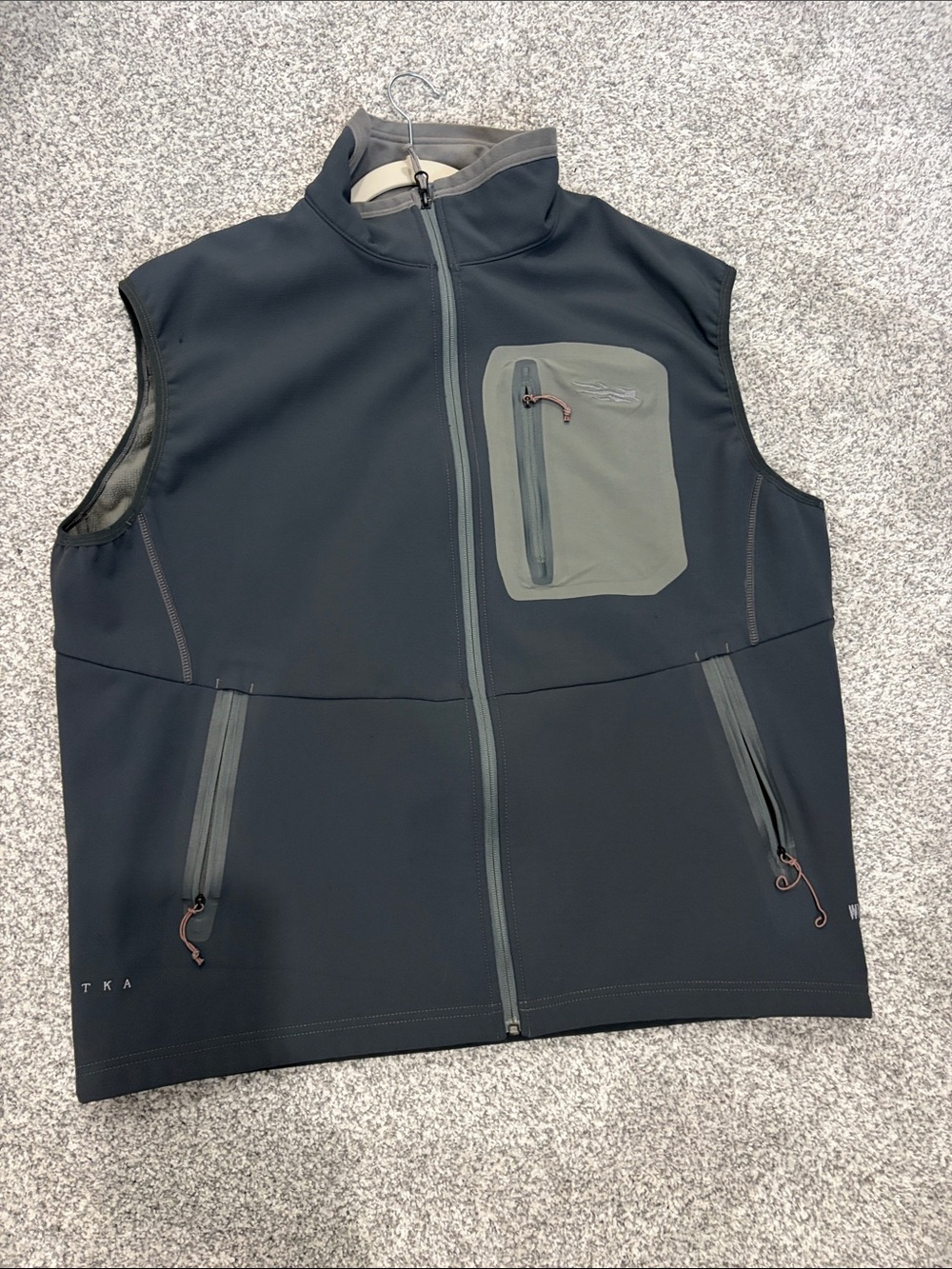 Sitka vest
